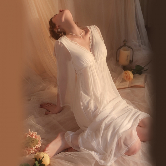 91家纺网 家纺一手货源 找家纺 洛兰沙 2023新款外贸冰丝蕾丝吊带和两件套-2055维多利亚 白色