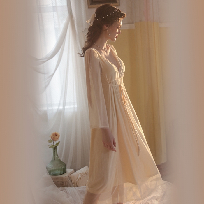 91家纺网 家纺一手货源 找家纺 洛兰沙 2023新款外贸冰丝蕾丝吊带和两件套-2055维多利亚 杏色