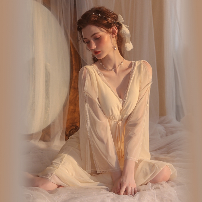 91家纺网 家纺一手货源 找家纺 洛兰沙 2023新款外贸冰丝蕾丝吊带和两件套-2055维多利亚 杏色