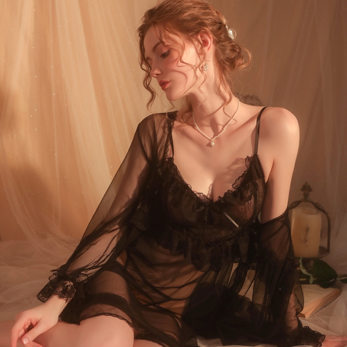 91家纺网 家纺一手货源 找家纺 洛兰沙 2023新款外贸冰丝蕾丝吊带和两件套-2132维多利亚 黑色