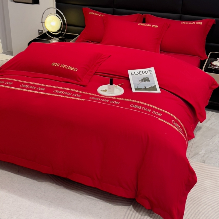 91家纺网 家纺一手货源 找家纺 金米诺 2024新款磨毛双斜四件套 大红