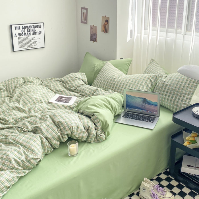 91家纺网 家纺一手货源 找家纺 水洗棉色织格子无印风三件套纯色双拼磨毛被套四件套 泡泡-绿