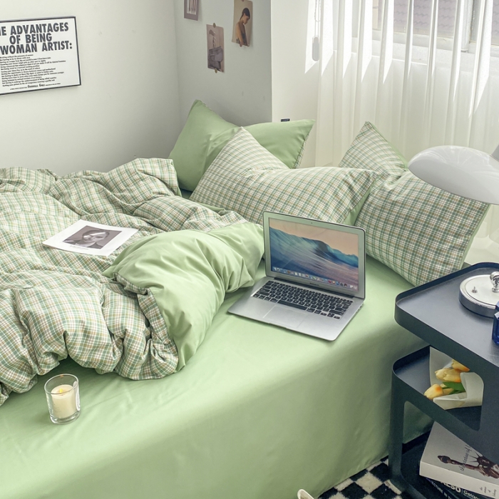 91家纺网 家纺一手货源 找家纺 水洗棉色织格子无印风三件套纯色双拼磨毛被套四件套 泡泡-绿