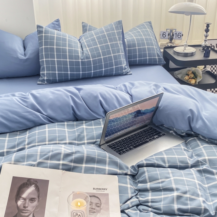 91家纺网 家纺一手货源 找家纺 水洗棉色织格子无印风三件套纯色双拼磨毛被套四件套 绅士-蓝