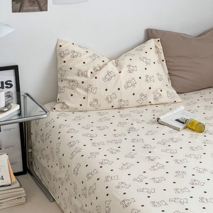 91家纺网 家纺一手货源 找家纺 直播热款A类水洗棉双层纱四件套纯色小碎花被套床笠三件套 卡其+小熊院长