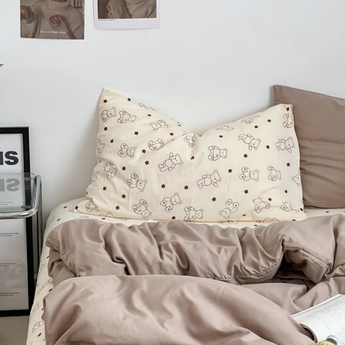 91家纺网 家纺一手货源 找家纺 直播热款A类水洗棉双层纱四件套纯色小碎花被套床笠三件套 卡其+小熊院长