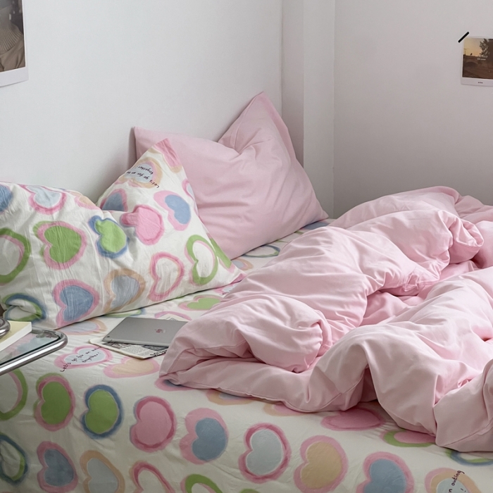 91家纺网 家纺一手货源 找家纺 直播热款A类水洗棉双层纱四件套纯色小碎花被套床笠三件套 奶粉+小幸运