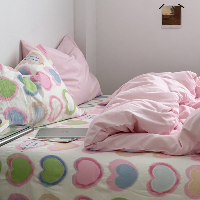 91家纺网 家纺一手货源 找家纺 直播热款A类水洗棉双层纱四件套纯色小碎花被套床笠三件套 奶粉+小幸运