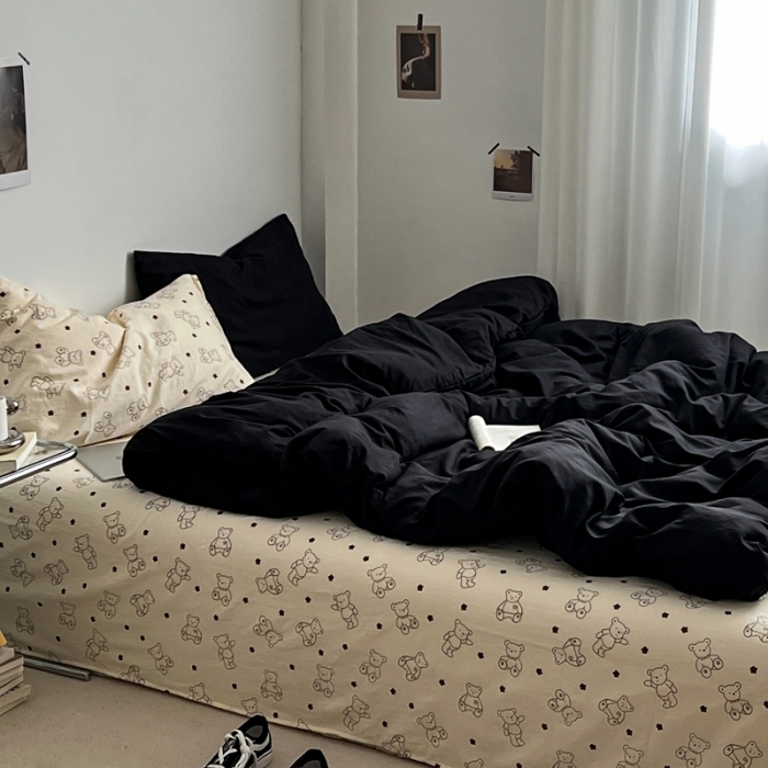 91家纺网 家纺一手货源 找家纺 直播热款A类水洗棉双层纱四件套纯色小碎花被套床笠三件套闪耀黑+小熊院长