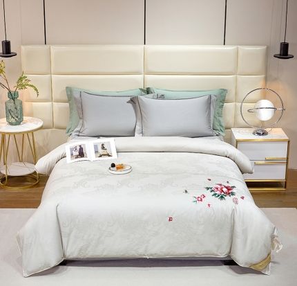 91家纺网 家纺一手货源 找家纺 天木兰 A类直播供货蚕丝被100黄金茧桑蚕丝空调被春秋被芯手工冬被子 假一赔三