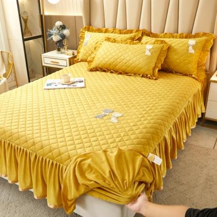 91家纺网 家纺一手货源 找家纺 （总）恋尚 2023新款水晶绒夹棉床裙床笠四件套-KT猫系列