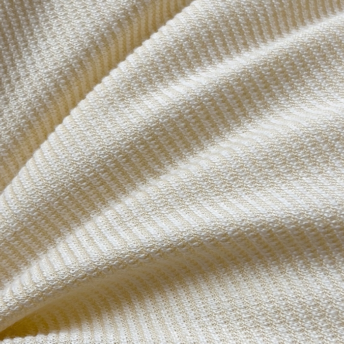 91家纺网 家纺一手货源 找家纺 爱尚家枕芯 2032新款日式针织呵护护颈软枕 白色