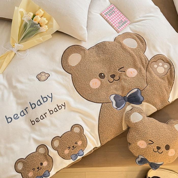 91家纺网 家纺一手货源 找家纺 230克加厚牛奶绒贴布绣花四件套小清新绒四件套儿童卡通三件套保暖套件