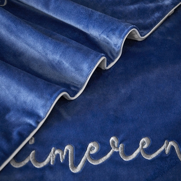 91家纺网 家纺一手货源 找家纺 瑞驰家纺 2023新款A类婴儿绒加厚保暖四件套 宾利兰+摩登灰