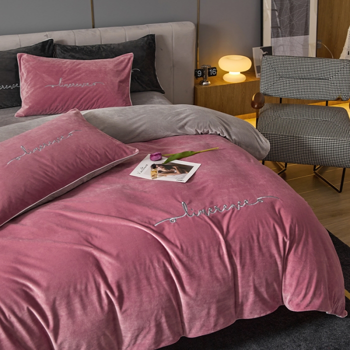 91家纺网 家纺一手货源 找家纺 瑞驰家纺 2023新款A类婴儿绒加厚保暖四件套 豆沙红+摩登灰