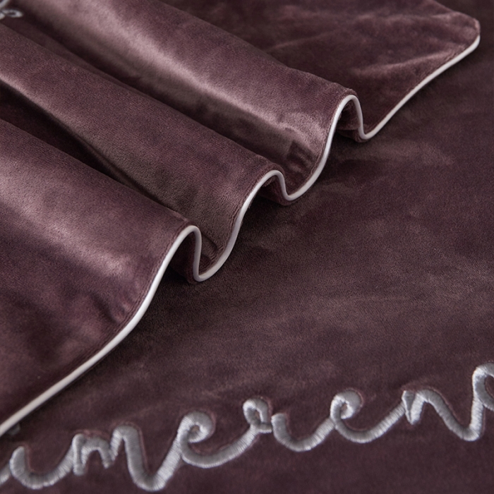 91家纺网 家纺一手货源 找家纺 瑞驰家纺 2023新款A类婴儿绒加厚保暖四件套 优雅紫