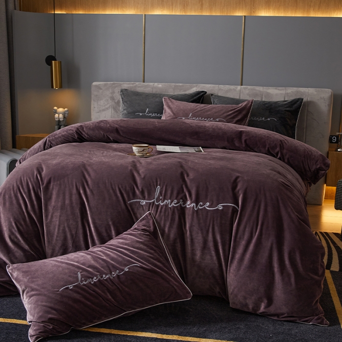 91家纺网 家纺一手货源 找家纺 瑞驰家纺 2023新款A类婴儿绒加厚保暖四件套 优雅紫