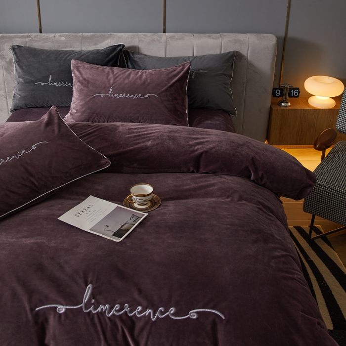 91家纺网 家纺一手货源 找家纺 瑞驰家纺 2023新款A类婴儿绒加厚保暖四件套 优雅紫