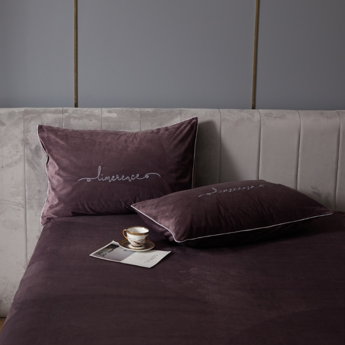 91家纺网 家纺一手货源 找家纺 瑞驰家纺 2023新款A类婴儿绒加厚保暖四件套 优雅紫