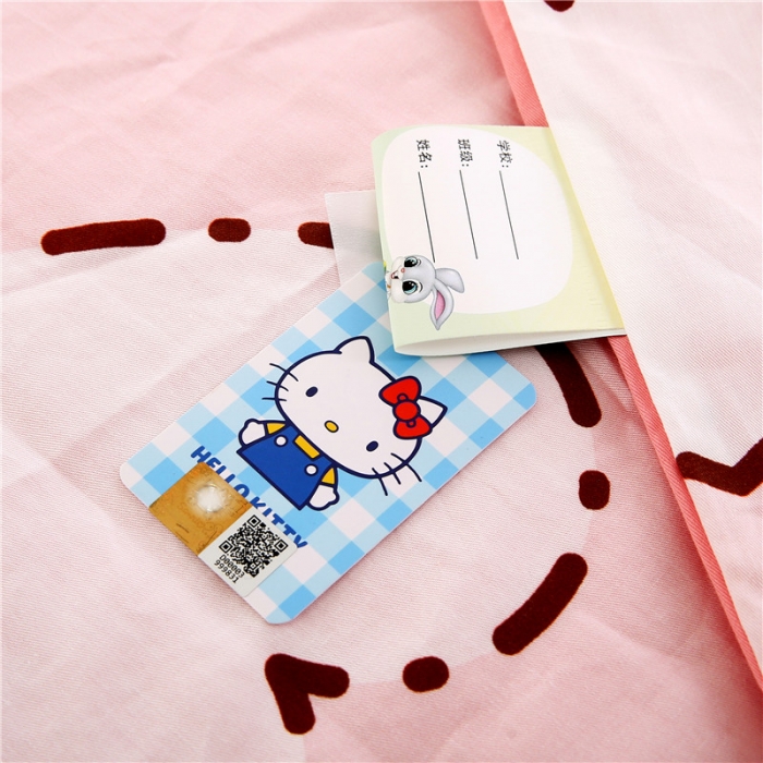 91家纺网 家纺一手货源 找家纺 孩子王 2023新款三丽鸥正版授权KT猫全棉学生大版卡通幼儿园多件套 KT派对