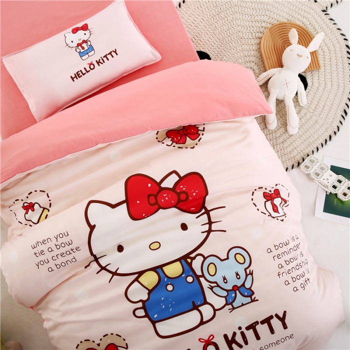 91家纺网 家纺一手货源 找家纺 孩子王 2023新款三丽鸥正版授权KT猫全棉学生大版卡通幼儿园多件套 伙伴KT