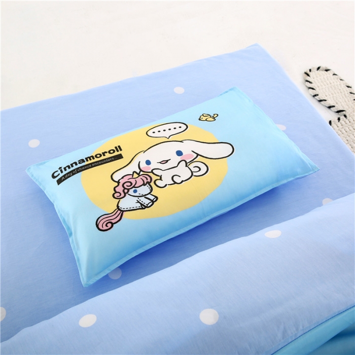 91家纺网 家纺一手货源 找家纺 孩子王 2023新款三丽鸥正版授权KT猫全棉学生大版卡通幼儿园多件套 蓝色玉桂狗