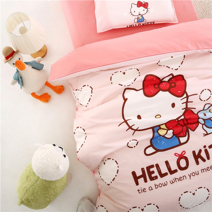 91家纺网 家纺一手货源 找家纺 孩子王 2023新款三丽鸥正版授权KT猫全棉学生大版卡通幼儿园多件套 礼物KT