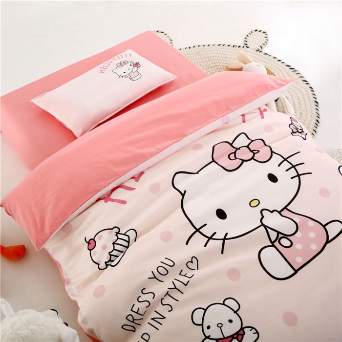 91家纺网 家纺一手货源 找家纺 孩子王 2023新款三丽鸥正版授权KT猫全棉学生大版卡通幼儿园多件套 时尚KT