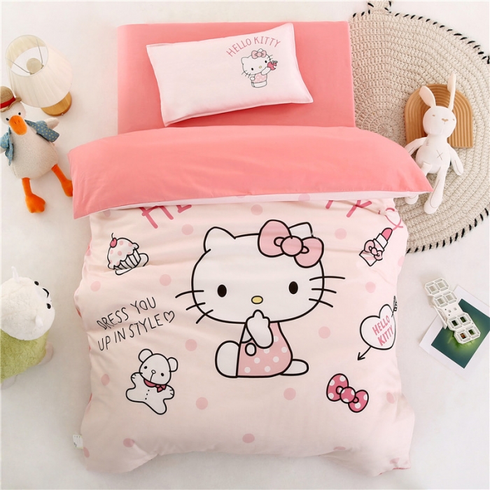 91家纺网 家纺一手货源 找家纺 孩子王 2023新款三丽鸥正版授权KT猫全棉学生大版卡通幼儿园多件套 时尚KT