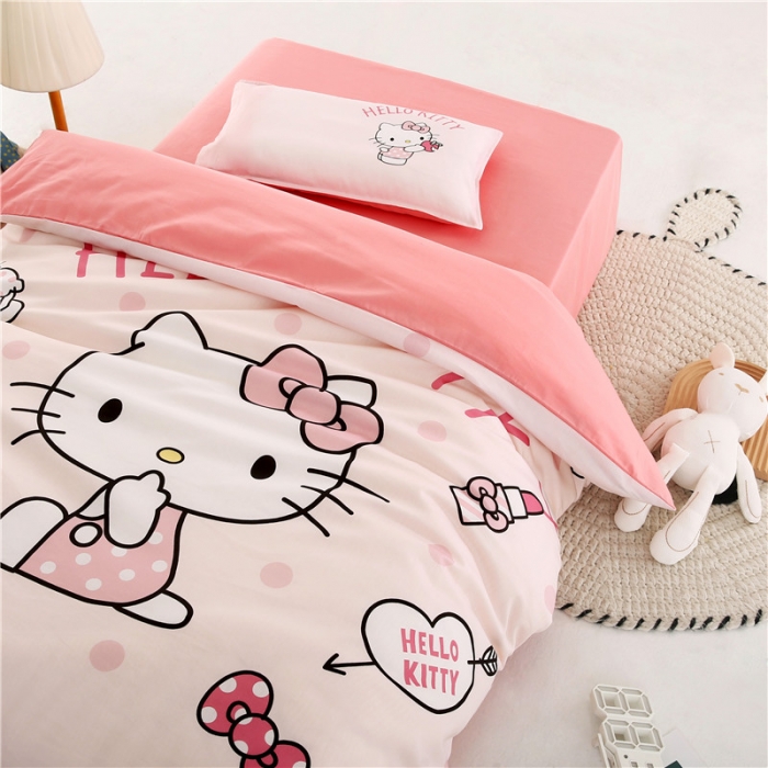 91家纺网 家纺一手货源 找家纺 孩子王 2023新款三丽鸥正版授权KT猫全棉学生大版卡通幼儿园多件套 时尚KT