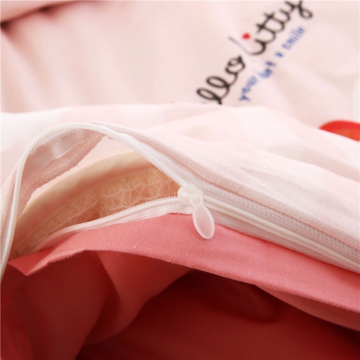 91家纺网 家纺一手货源 找家纺 孩子王 2023新款三丽鸥正版授权KT猫全棉学生大版卡通幼儿园多件套 甜心KT