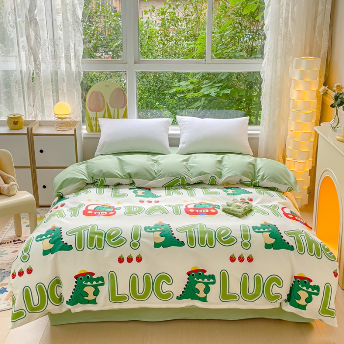 91家纺网 家纺一手货源 找家纺 金鑫汇 2023新花型上市喷气面料全棉四件套小鳄鱼日记