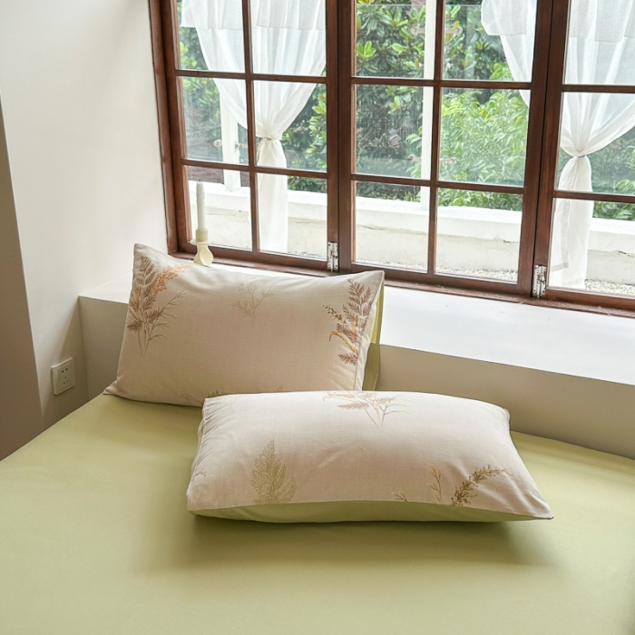 91家纺网 家纺一手货源 找家纺 优彩 2023新款全棉印花加厚磨毛四件套轻奢简约碎花 清婉