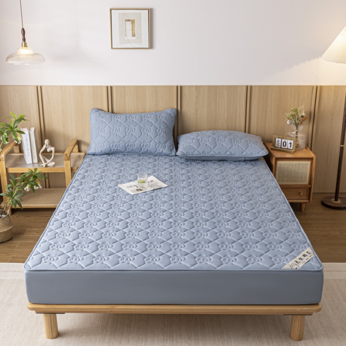 91家纺网 家纺一手货源 找家纺 鑫钰 2023新款亲肤棉夹棉新疆棉花床笠床罩床垫保护垫 棉朵-宝石蓝