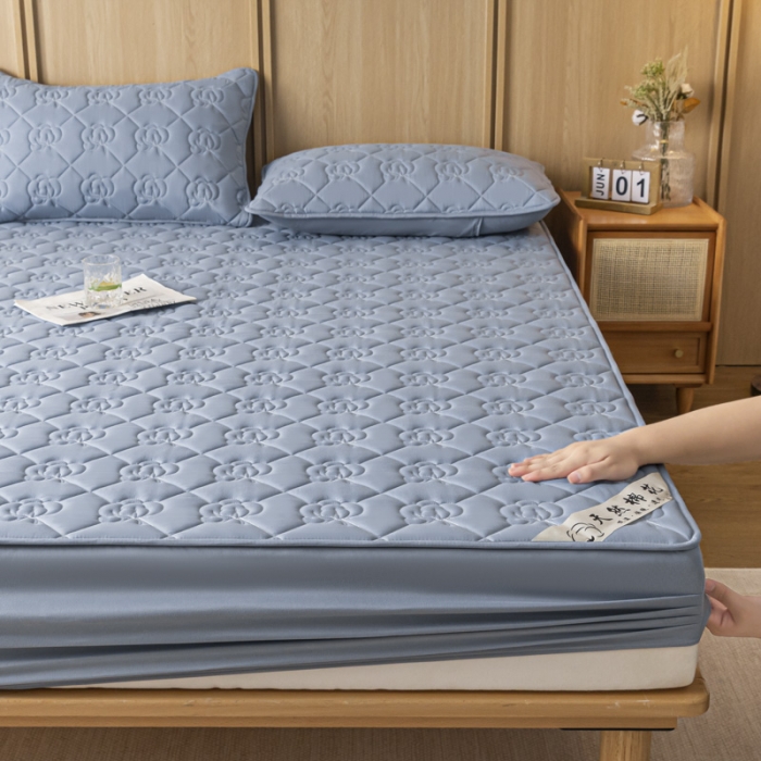 91家纺网 家纺一手货源 找家纺 鑫钰 2023新款亲肤棉夹棉新疆棉花床笠床罩床垫保护垫 棉朵-宝石蓝