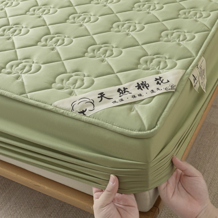 91家纺网 家纺一手货源 找家纺 鑫钰 2023新款亲肤棉夹棉新疆棉花床笠床罩床垫保护垫 棉朵-抹茶绿