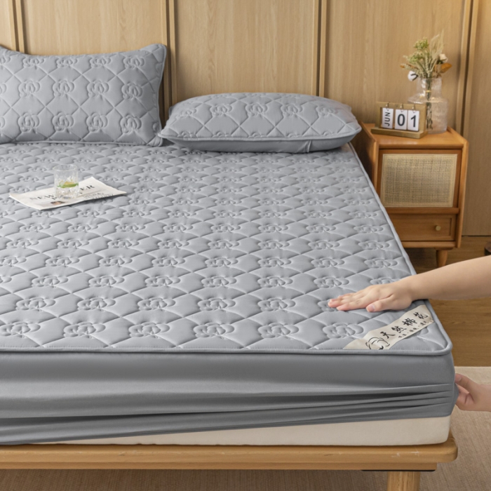 91家纺网 家纺一手货源 找家纺 鑫钰 2023新款亲肤棉夹棉新疆棉花床笠床罩床垫保护垫 棉朵-雅致灰