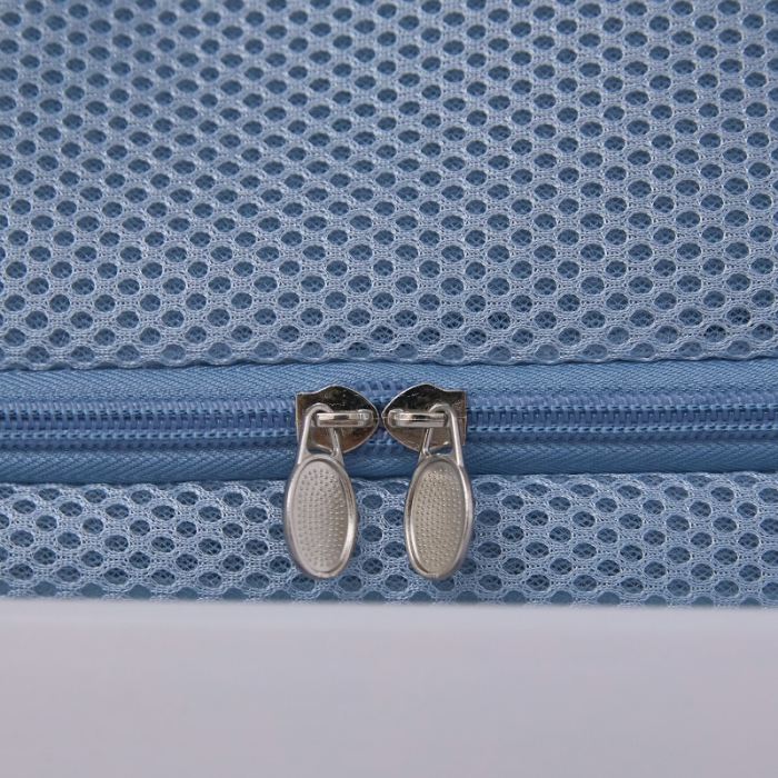 91家纺网 家纺一手货源 找家纺 迪凡保罗蚊帐 2023新款2318多开门涂银强遮光三明治学生蚊帐 2318-浅灰色