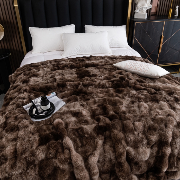 91家纺网 家纺一手货源 找家纺 来菲毛毯25新款托斯卡纳兔毛加厚双重保暖绒毯晕染高端毯子-咖啡色