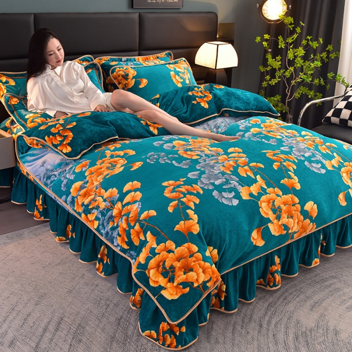 91家纺网 家纺一手货源 找家纺 千嘻汇 2025新款8斤牛奶绒金貂法莱绒床裙款保暖四件套繁花似锦