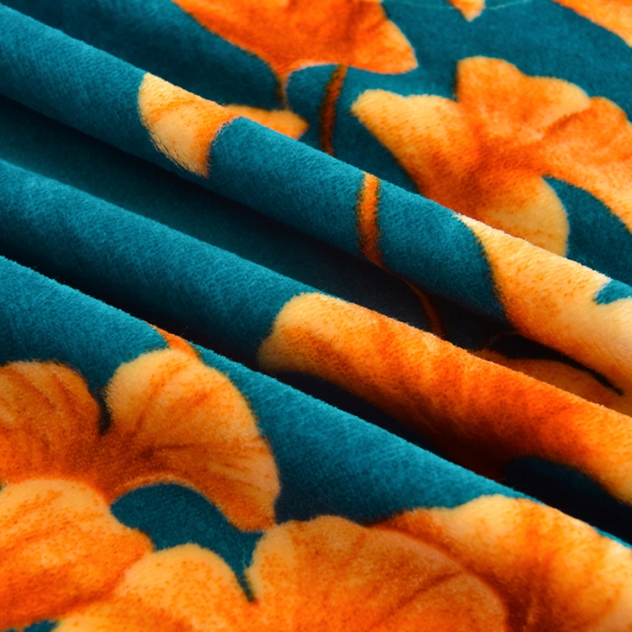 91家纺网 家纺一手货源 找家纺 千嘻汇 2025新款8斤牛奶绒金貂法莱绒床裙款保暖四件套繁花似锦