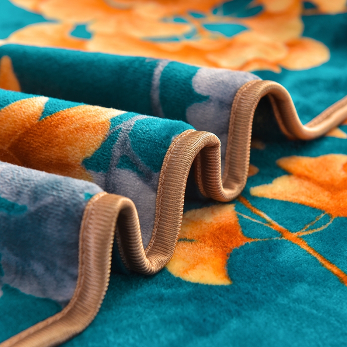 91家纺网 家纺一手货源 找家纺 千嘻汇 2025新款8斤牛奶绒金貂法莱绒床裙款保暖四件套繁花似锦