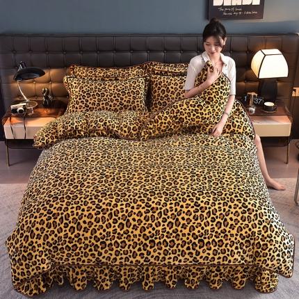 91家纺网 家纺一手货源 找家纺 千嘻汇 2023新款7斤牛奶绒金貂法莱绒床裙款保暖四件套豹纹