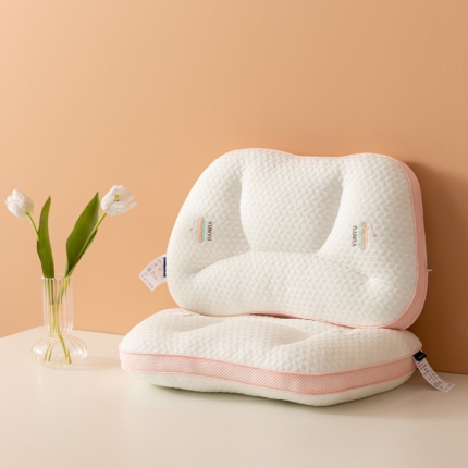 91家纺网 家纺一手货源 找家纺 2023新款天丝针织棉彩虹儿童枕头枕芯