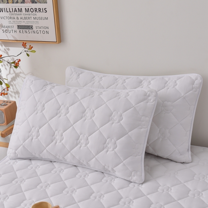 91家纺网 家纺一手货源 找家纺 A类新疆棉花填充夹棉床笠母婴级床笠单件纯色床罩保护罩套全包围 白