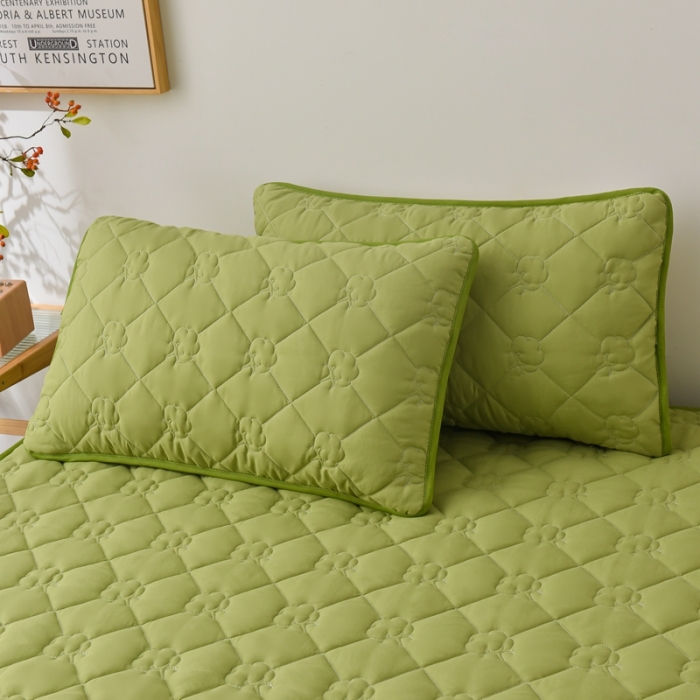 91家纺网 家纺一手货源 找家纺 A类新疆棉花填充夹棉床笠母婴级床笠单件纯色床罩保护罩套全包围 绿