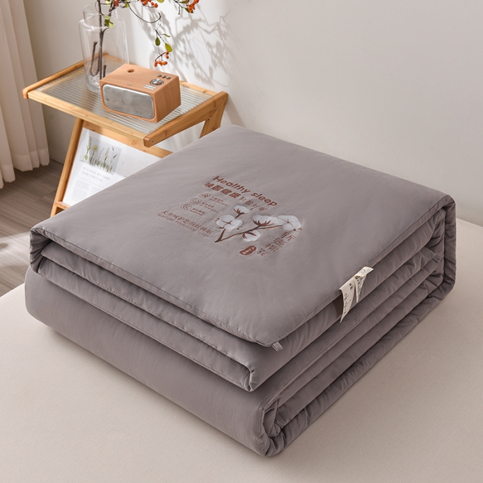 91家纺网 家纺一手货源 找家纺 富威堡A类新疆棉花被子带皱水洗棉冬被被芯春秋被四季盖被单人双人 灰