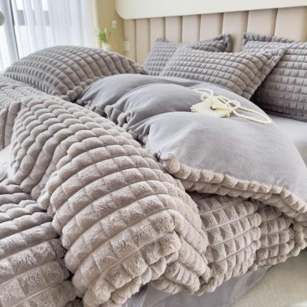 91家纺网 家纺一手货源 找家纺 （总）人人爱 2025新款兔兔绒保暖四件套