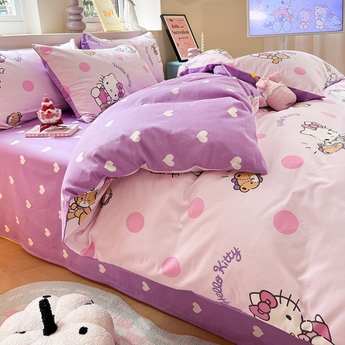 91家纺网 家纺一手货源 找家纺 金爱家 2023新款三丽鸥正版授权纯棉印花系列四件套 灰色棉三丽鸥-草莓Kitty