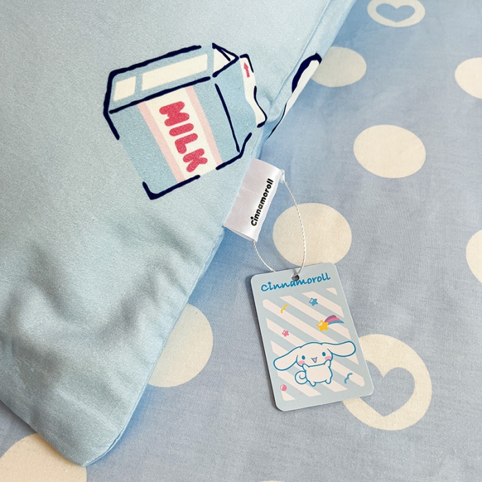 91家纺网 家纺一手货源 找家纺 金爱家 2023新款三丽鸥正版授权纯棉印花系列四件套 棉三丽鸥-牛奶玉桂狗